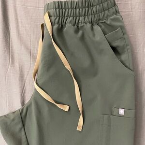 FIGS -UMAN- MOSS Scrub Pants